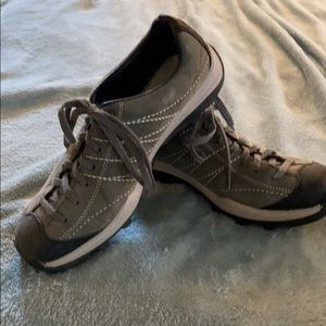 Go-lite, Limelite, size 9, brand new, no box